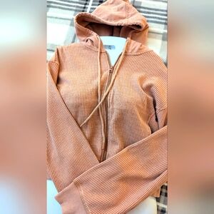 Women's Mauve Hooded Zip Up Cropped Top